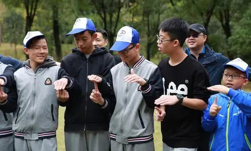 比較能帶動氣氛的游戲，比較嗨的帶動氣氛暖場游戲